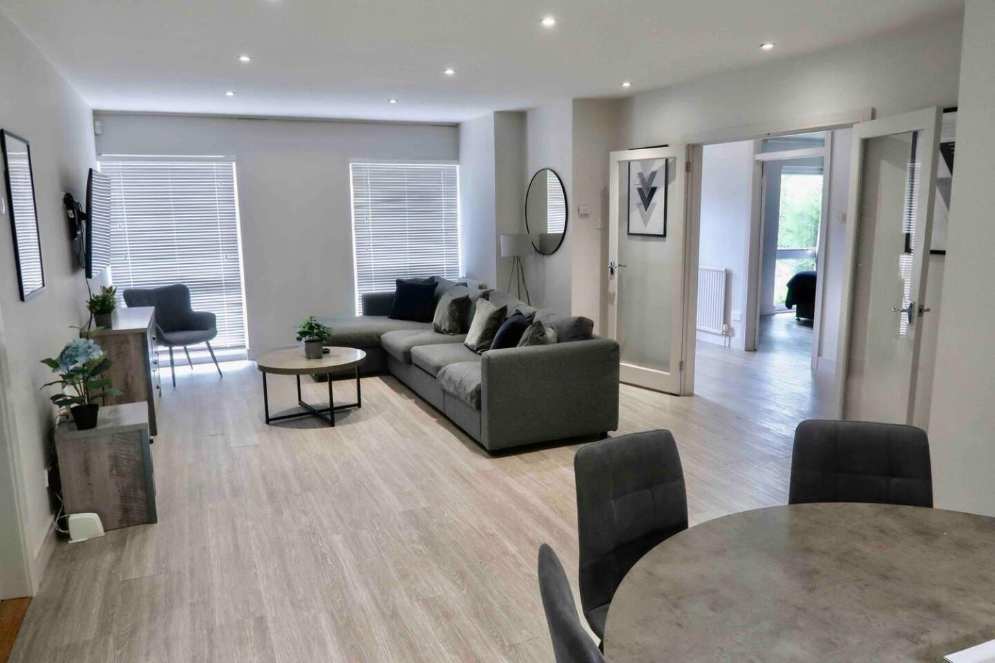 3 Bedroom Bungalow Close To Peak District With Garden Sheffield Exterior foto
